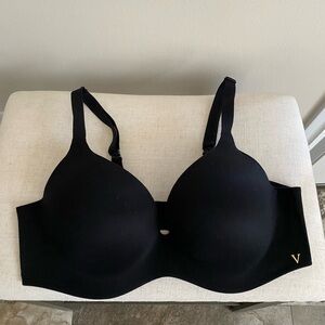 Victoria’s Secret size 36 C. Wire free molded cups.